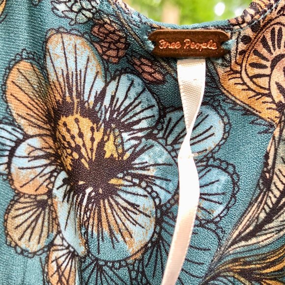 Free People Asymmetric Floral Swing Tiered Top - Picture 7 of 8